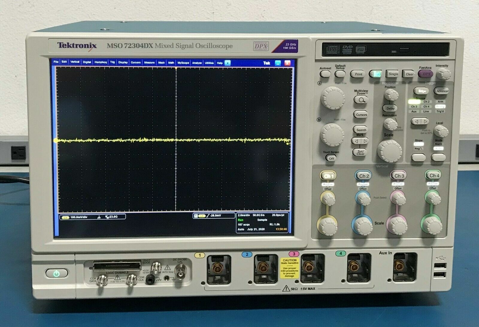 MSO72304DX 23GHz, 100Gs/s, 4+16 Channel, mso, mfg. cal w/data, WIN 10, 50XL mem MSO72304DX 23GHz, 100Gs/s, 4+16 Channel, mso, mfg. cal w/data, WIN 10, 50XL mem